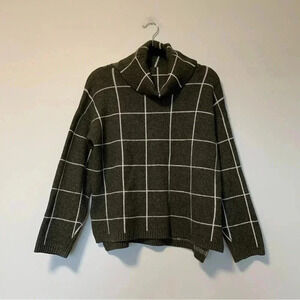 Army green white window panel turtleneck  sweater